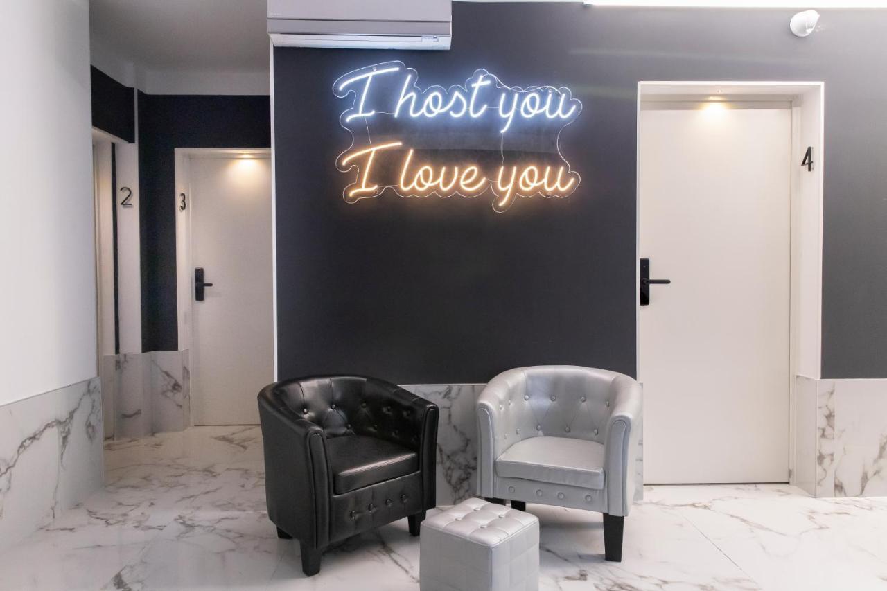 Hostal Boutique I Host You มาดริด ภายนอก รูปภาพ